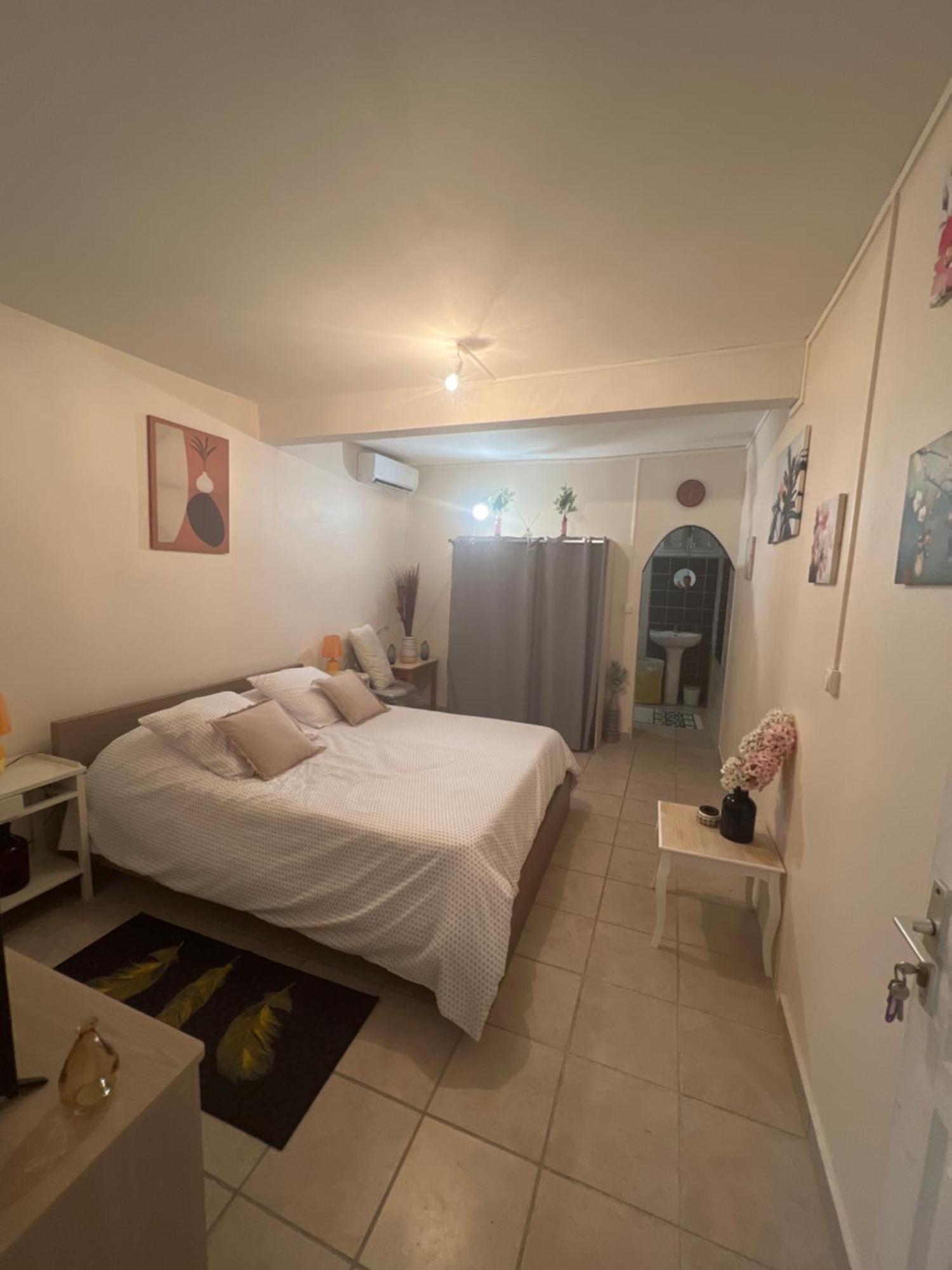 Studio Meuble Orchidee Le François Extérieur photo